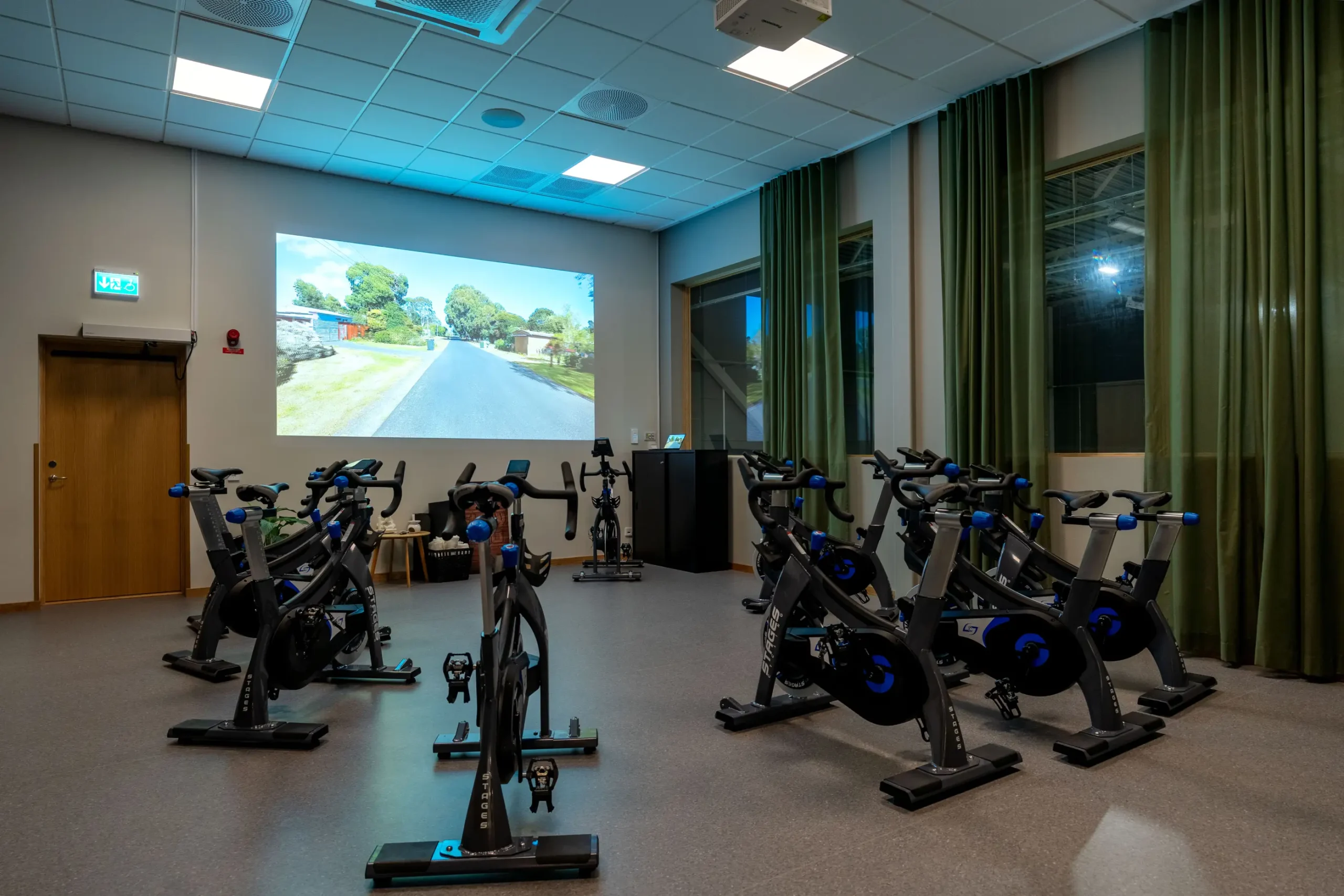 spinning-hansa active arena